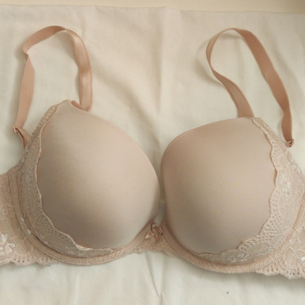Torrid 42C push up plunge bra